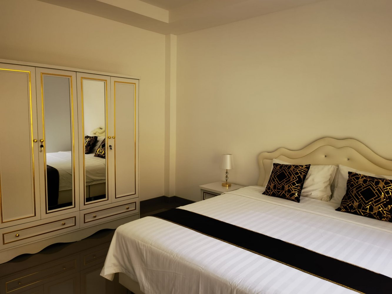 Property image - gallery 8