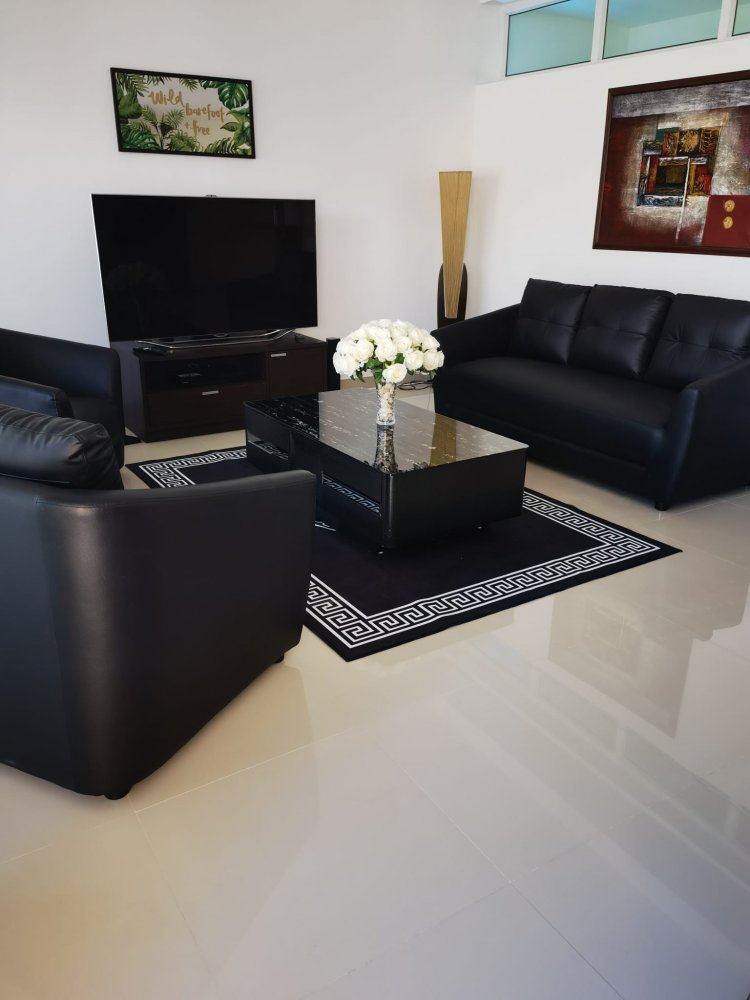 Property image - gallery 9