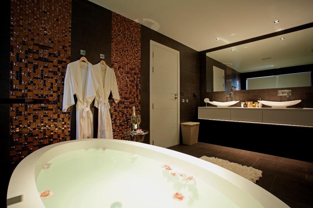 Property image - gallery 16