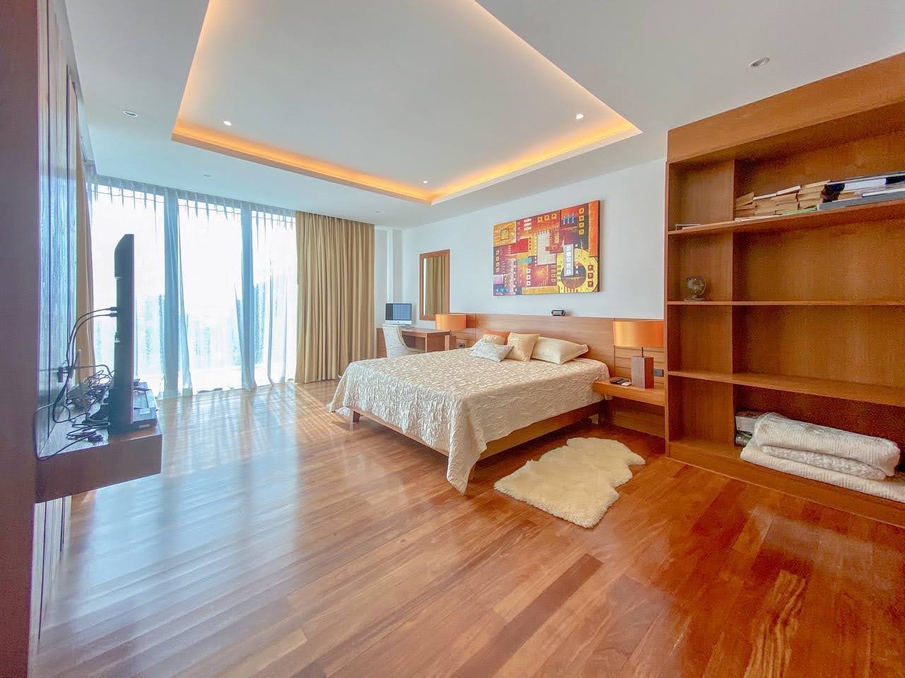 Property image - gallery 12