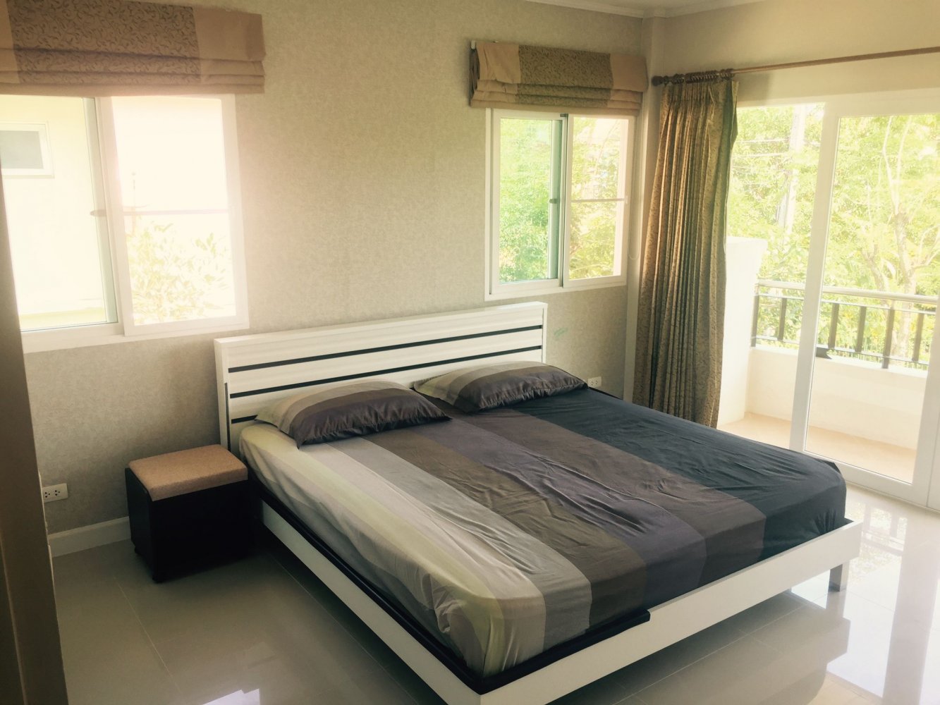 Property image - gallery 14