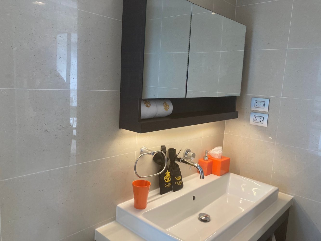 Property image - gallery 11