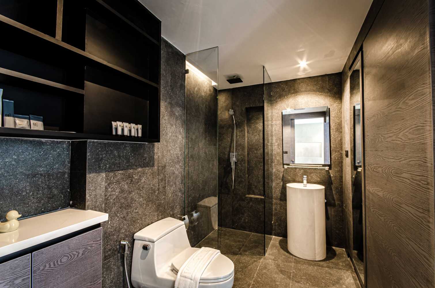 Property image - gallery 11