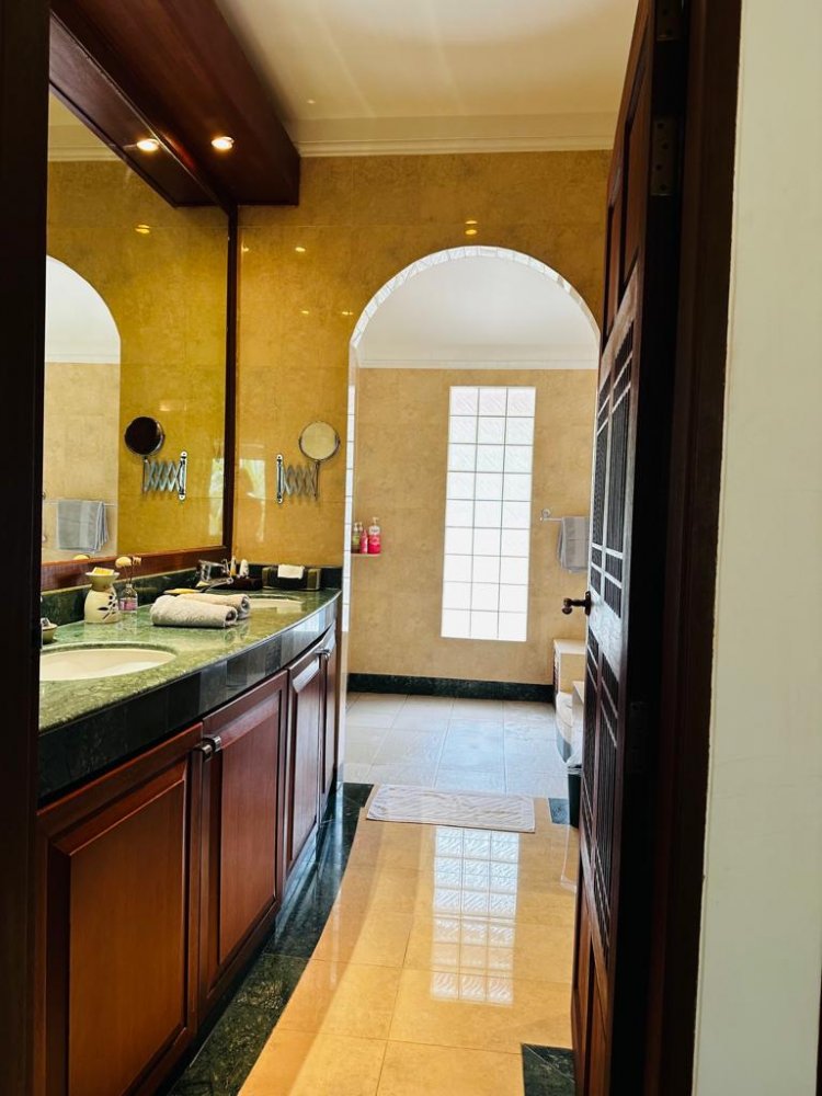 Property image - gallery 8