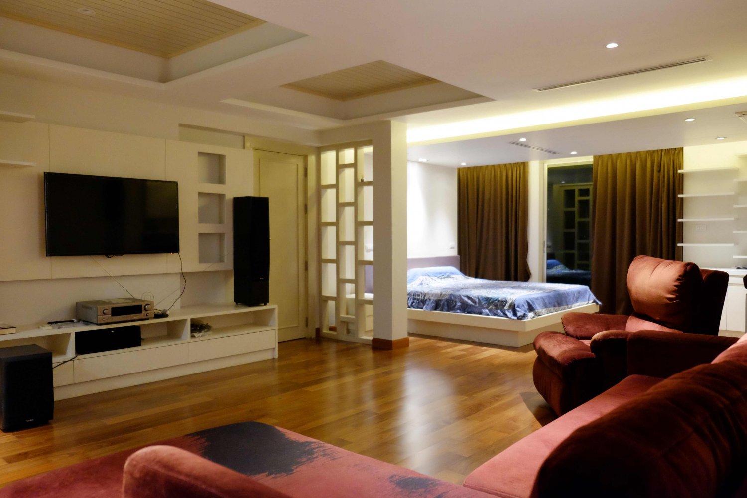 Property image - gallery 11