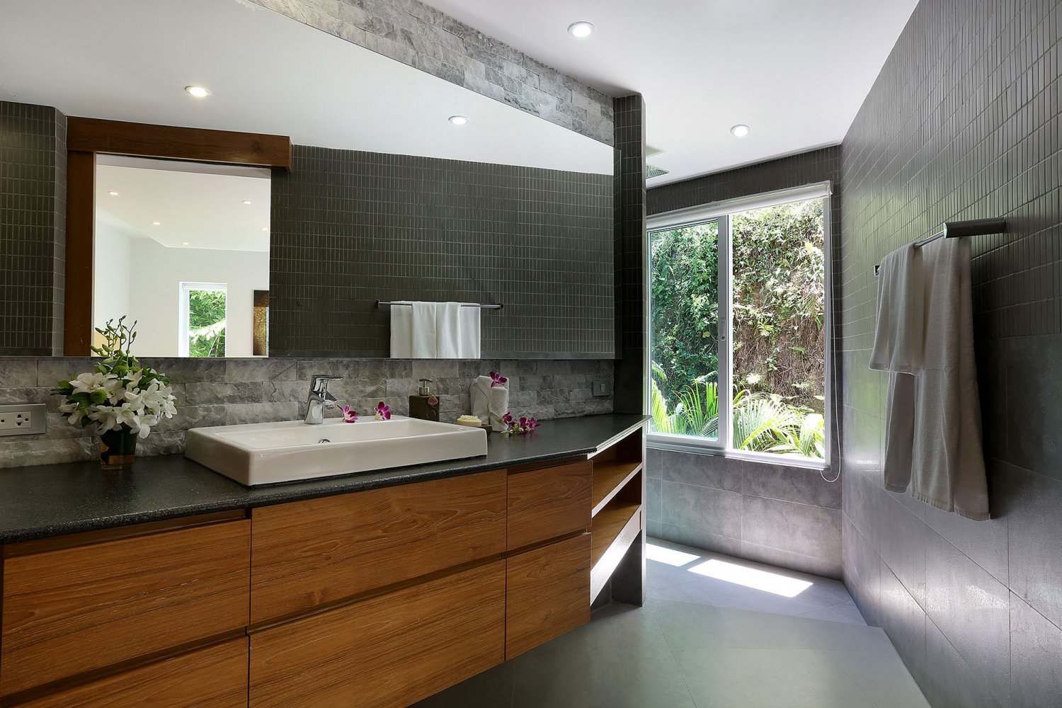 Property image - gallery 16