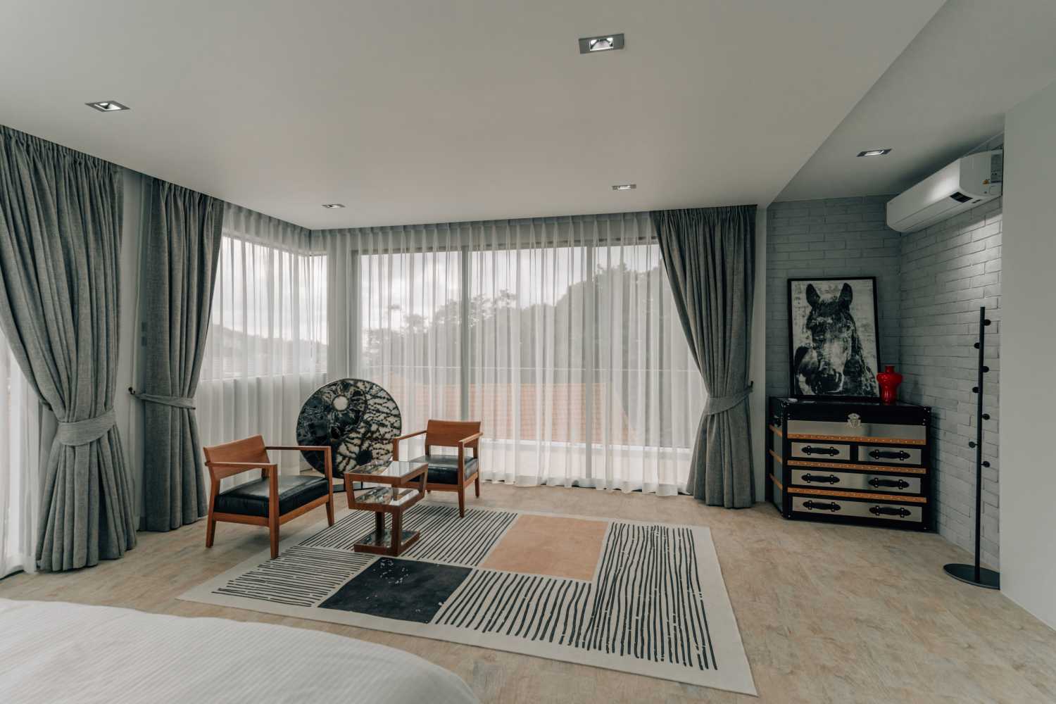 Property image - gallery 48