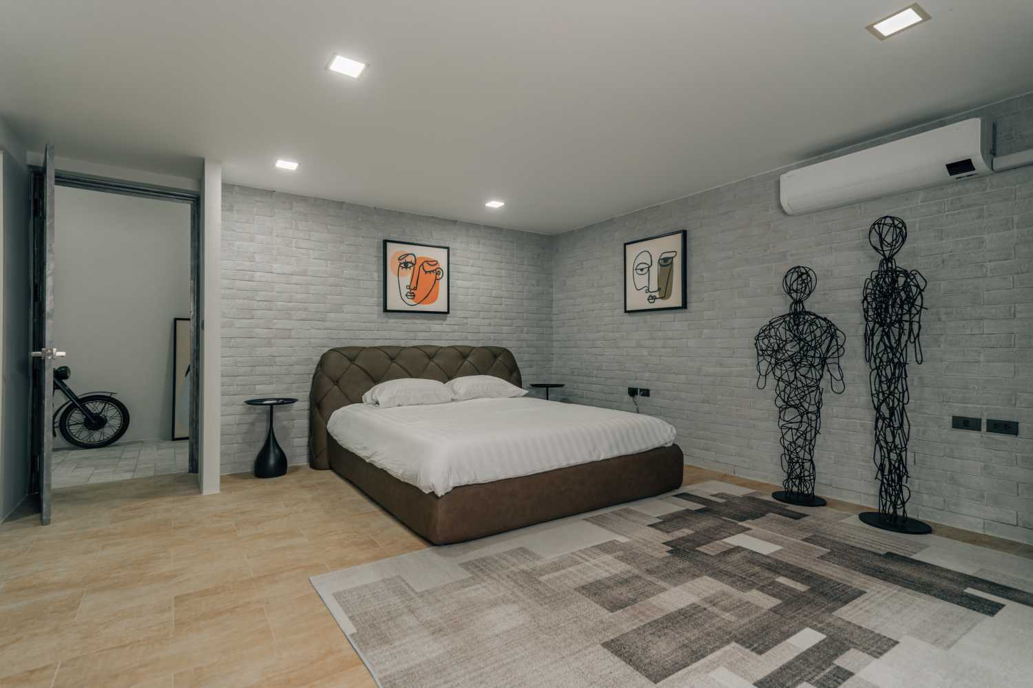 Property image - gallery 73