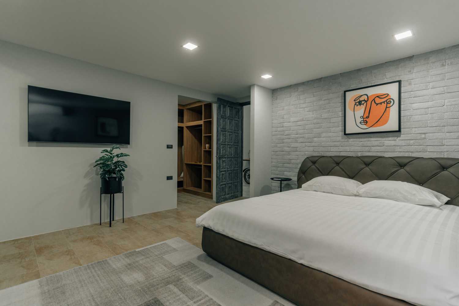 Property image - gallery 75