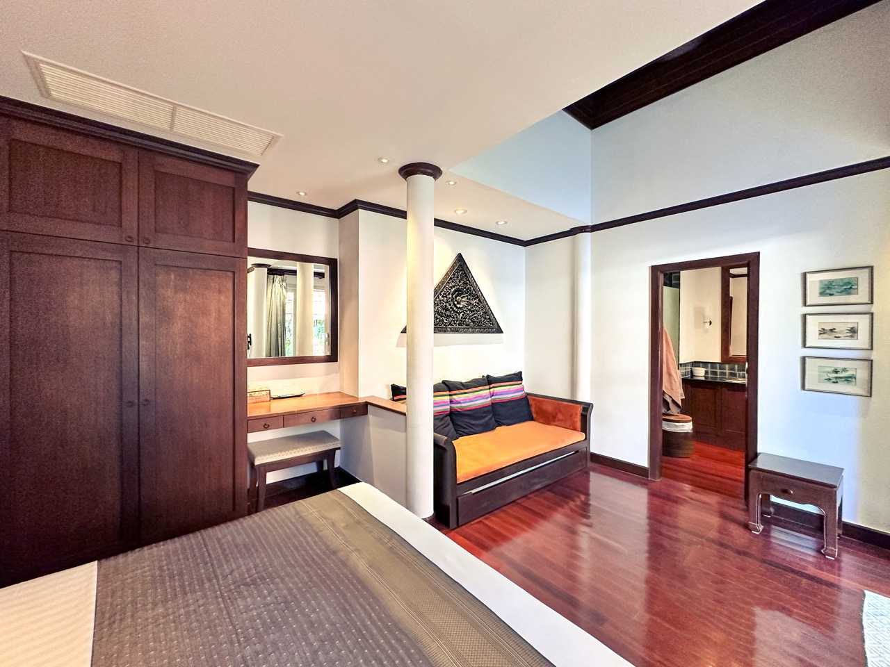 Property image - gallery 11