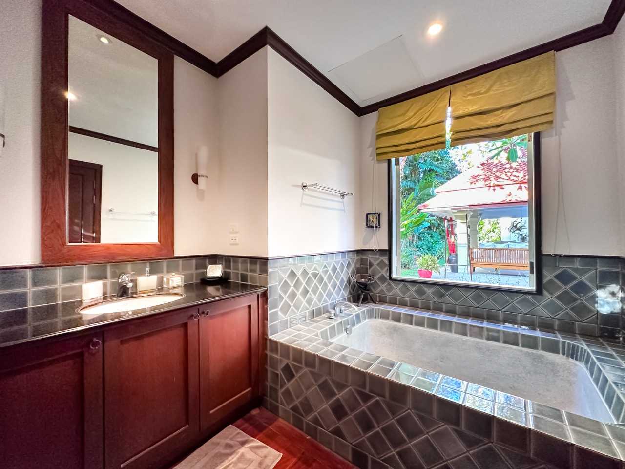 Property image - gallery 24