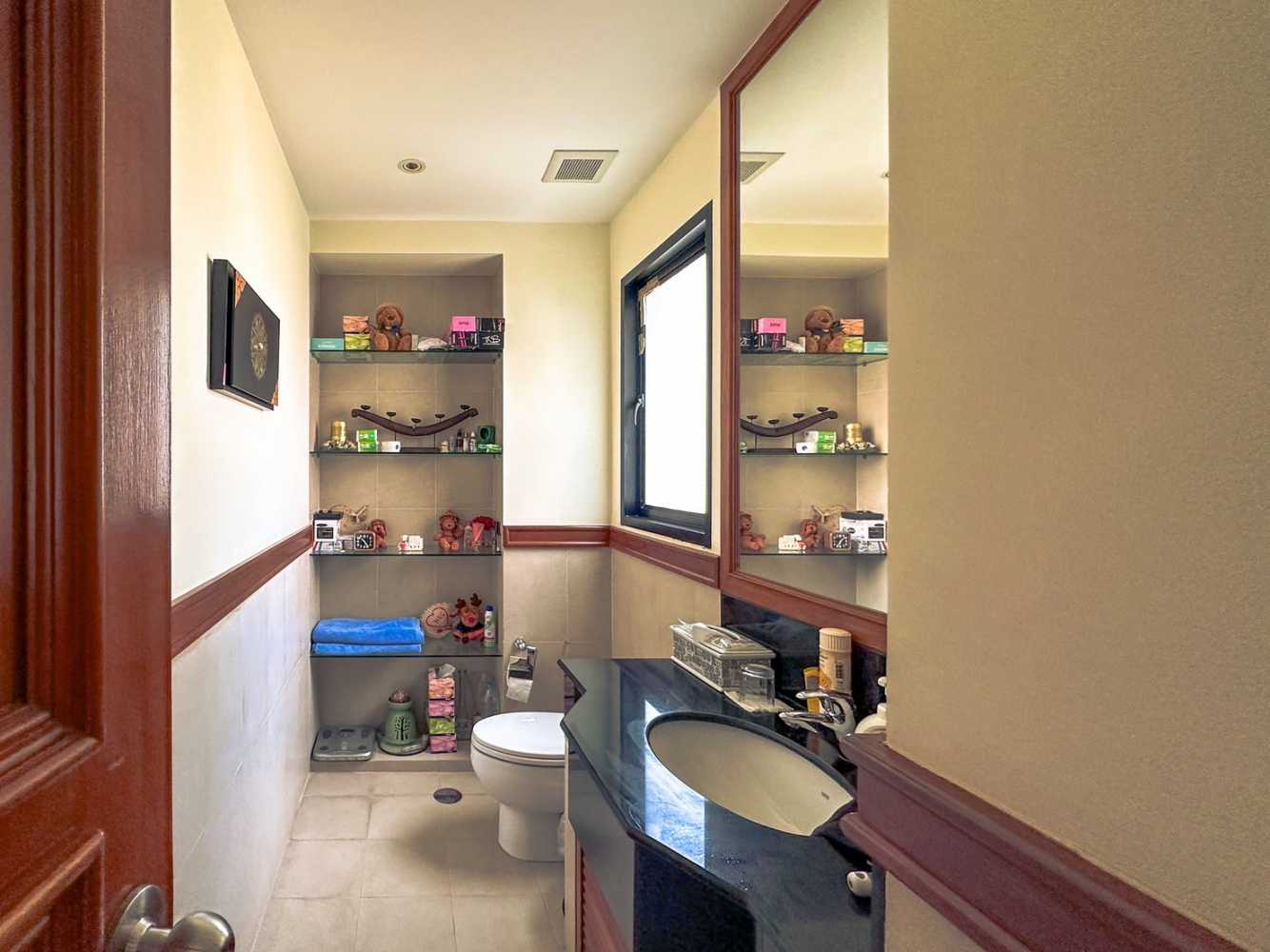 Property image - gallery 11