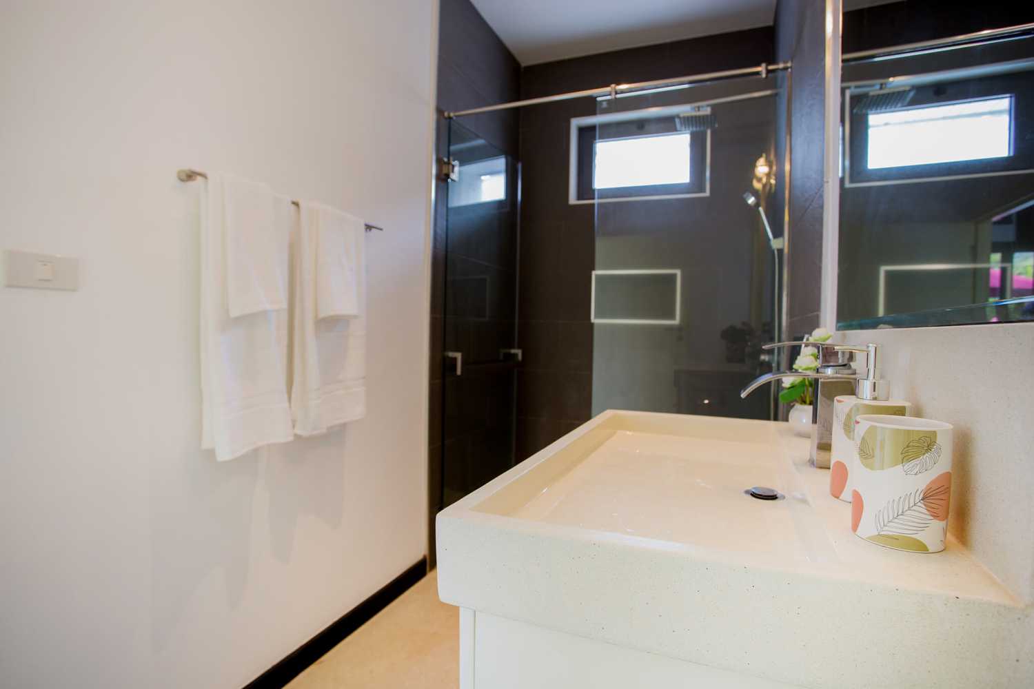 Property image - gallery 52