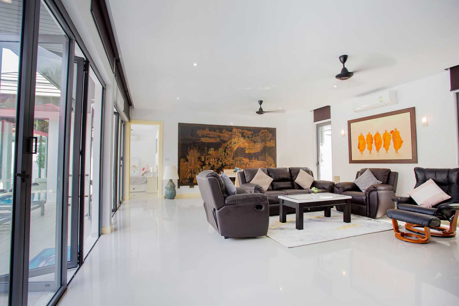 Property image - gallery 14