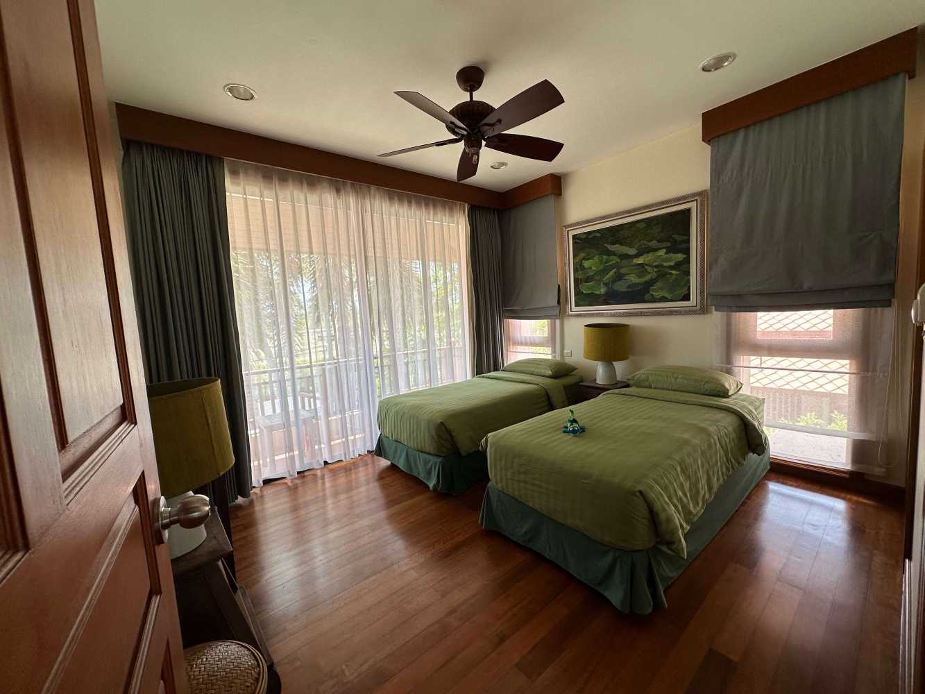 Property image - gallery 14