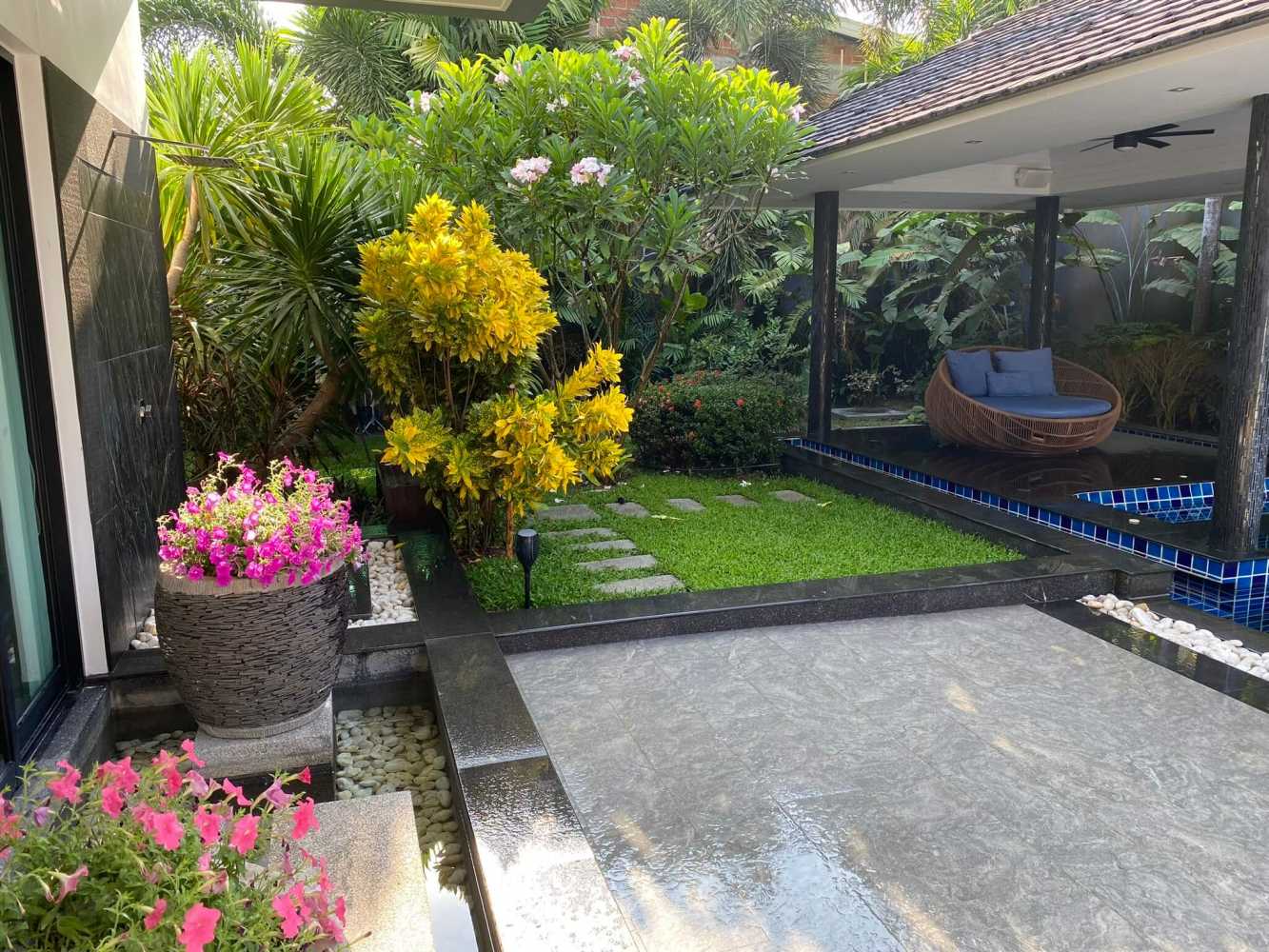 Property image - gallery 11