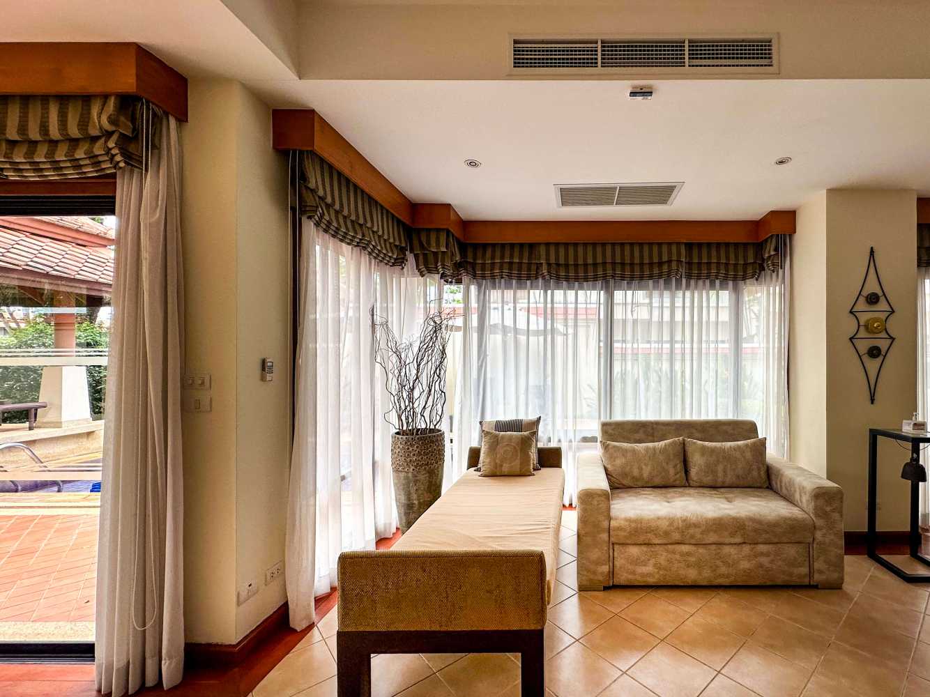 Property image - gallery 6