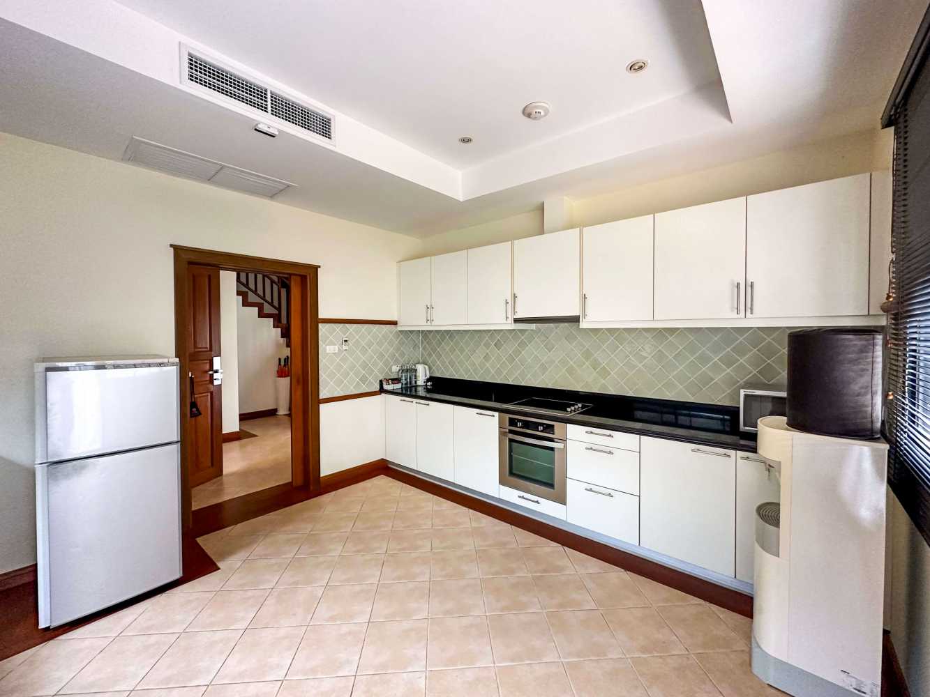 Property image - gallery 9