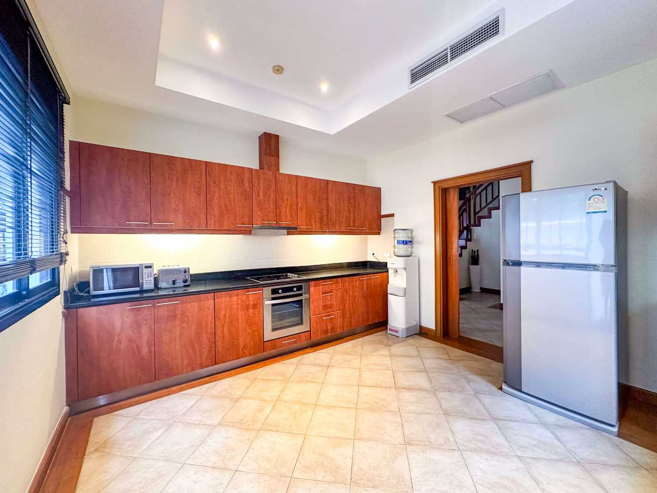 Property image - gallery 9