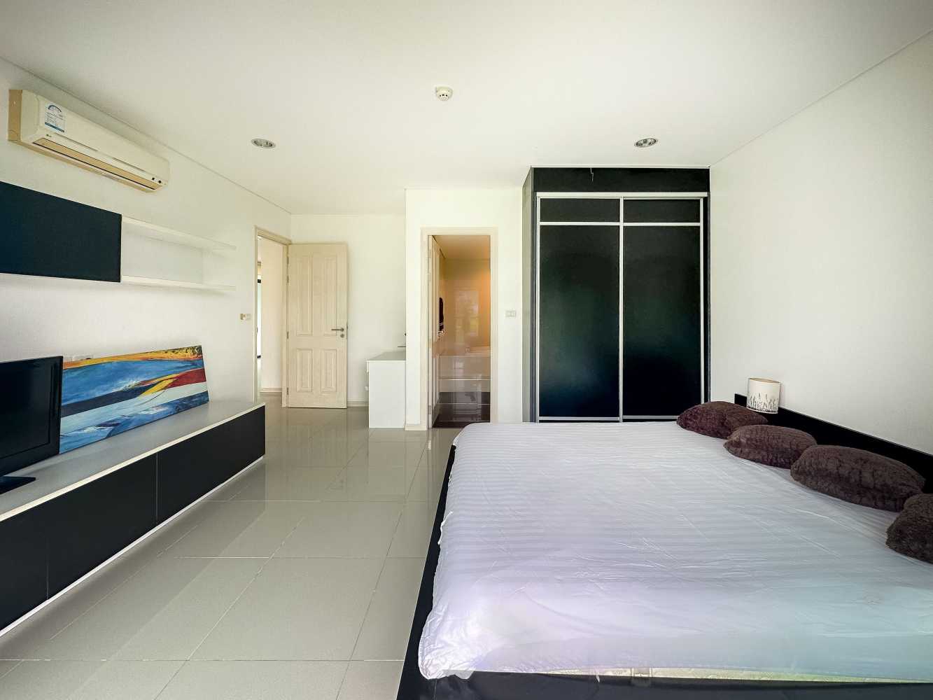 Property image - gallery 11