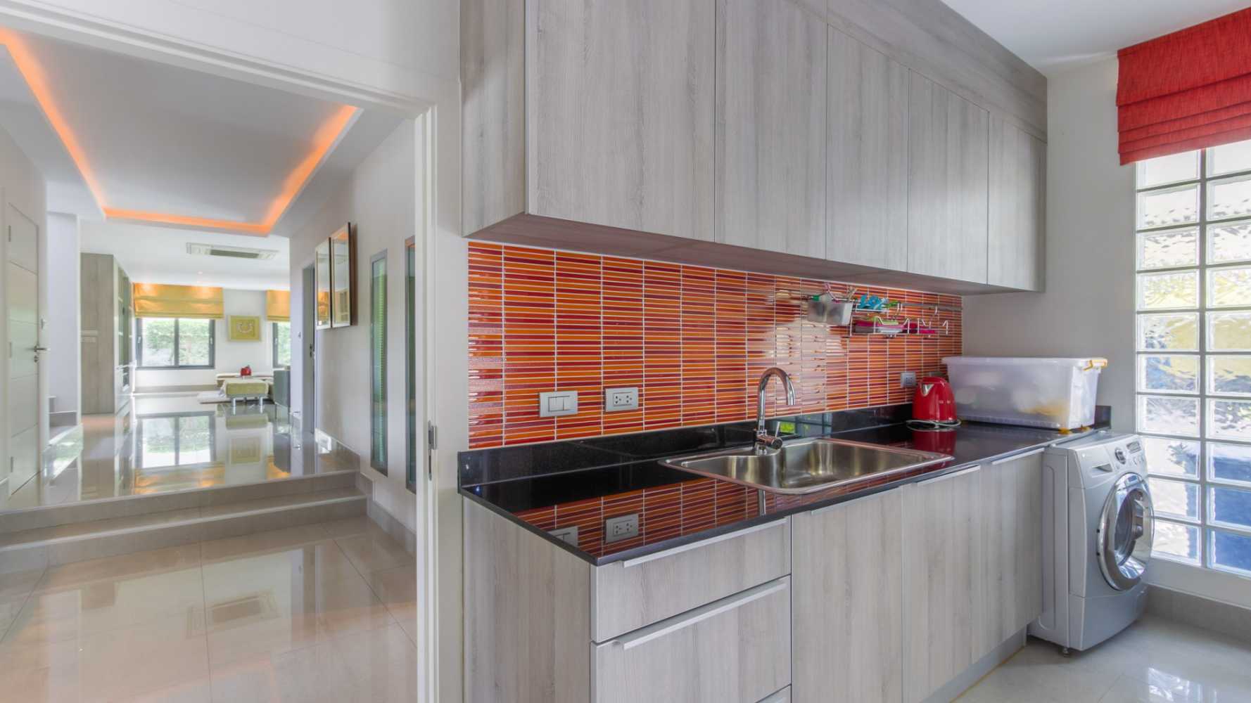 Property image - gallery 9