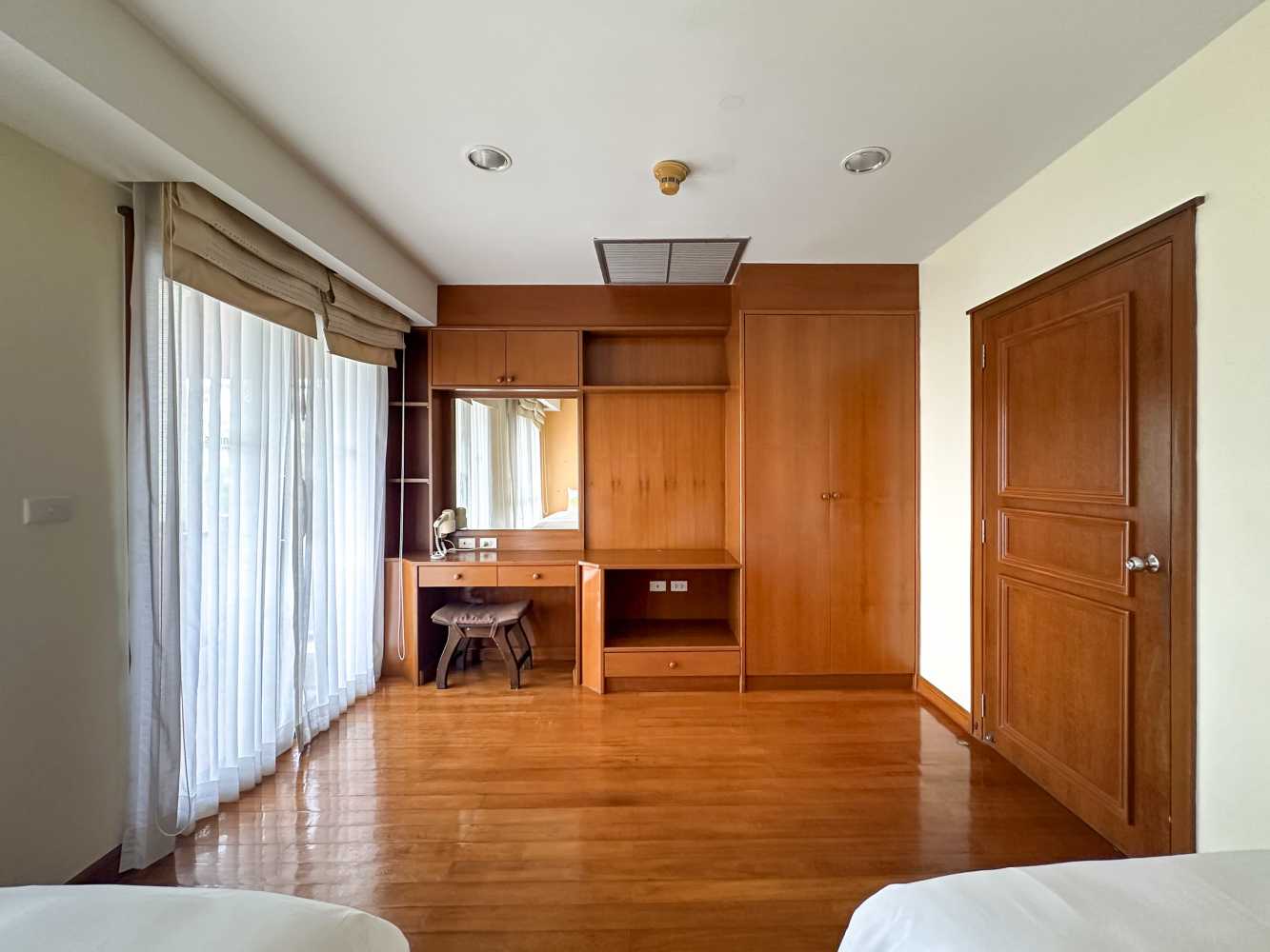 Property image - gallery 11