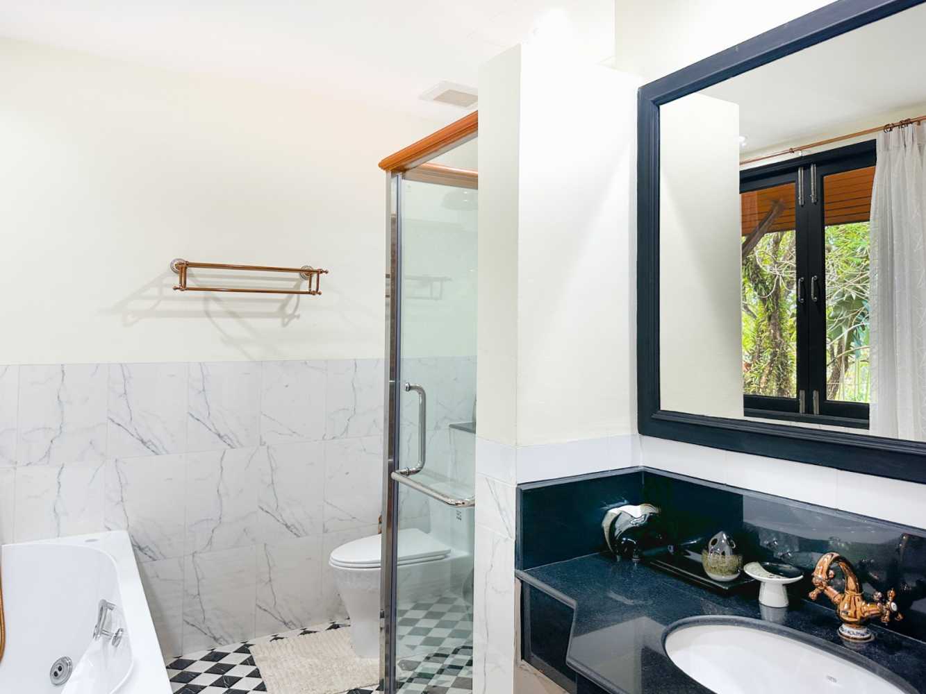 Property image - gallery 17