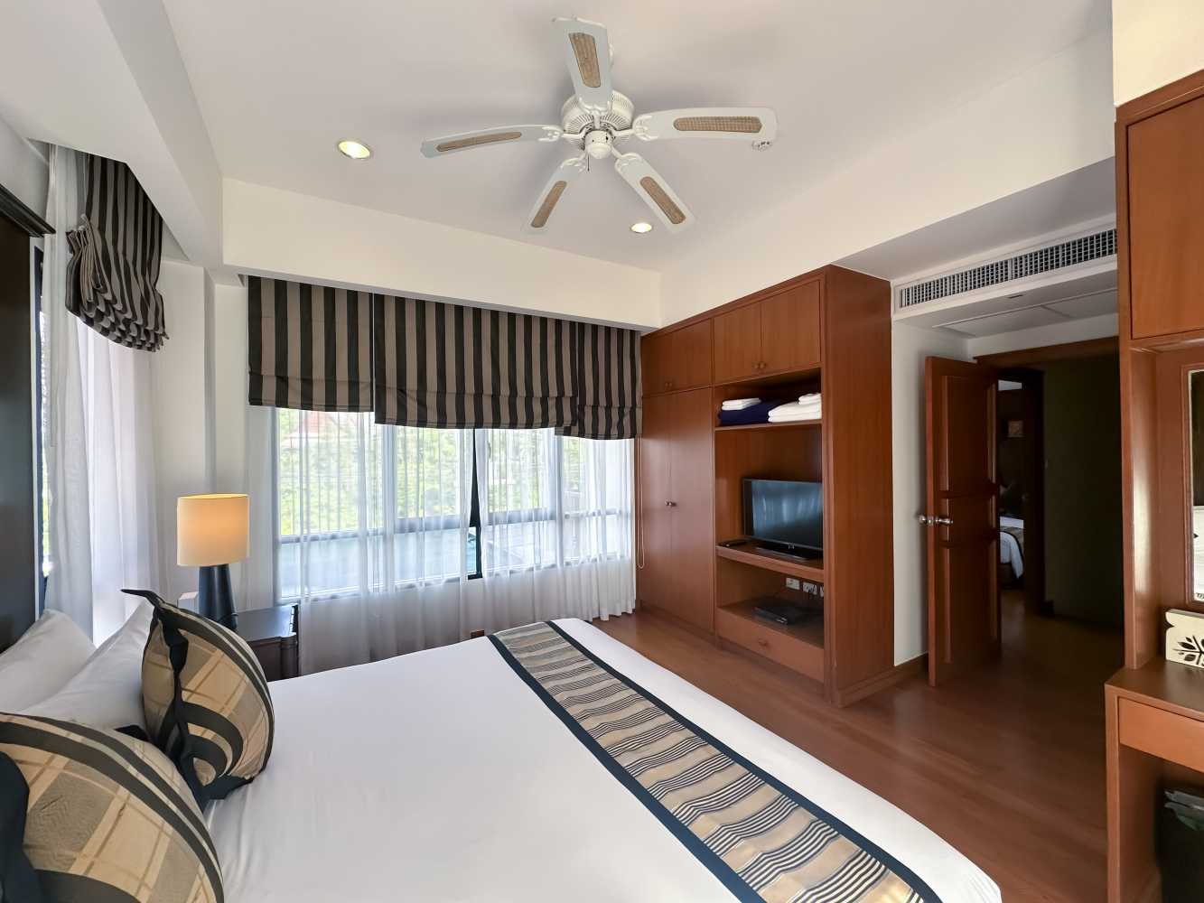 Property image - gallery 12