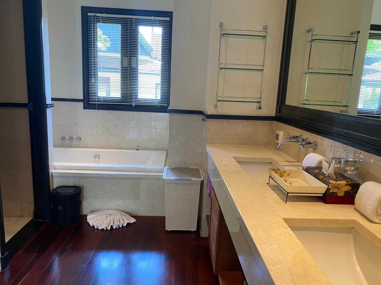 Property image - gallery 15