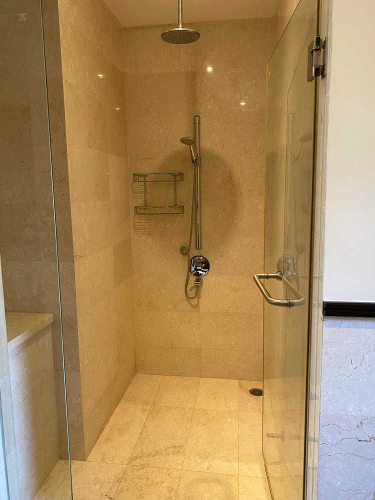 Property image - gallery 9