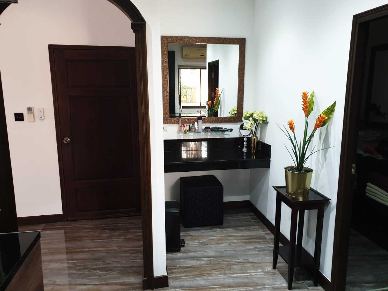 Property image - gallery 35