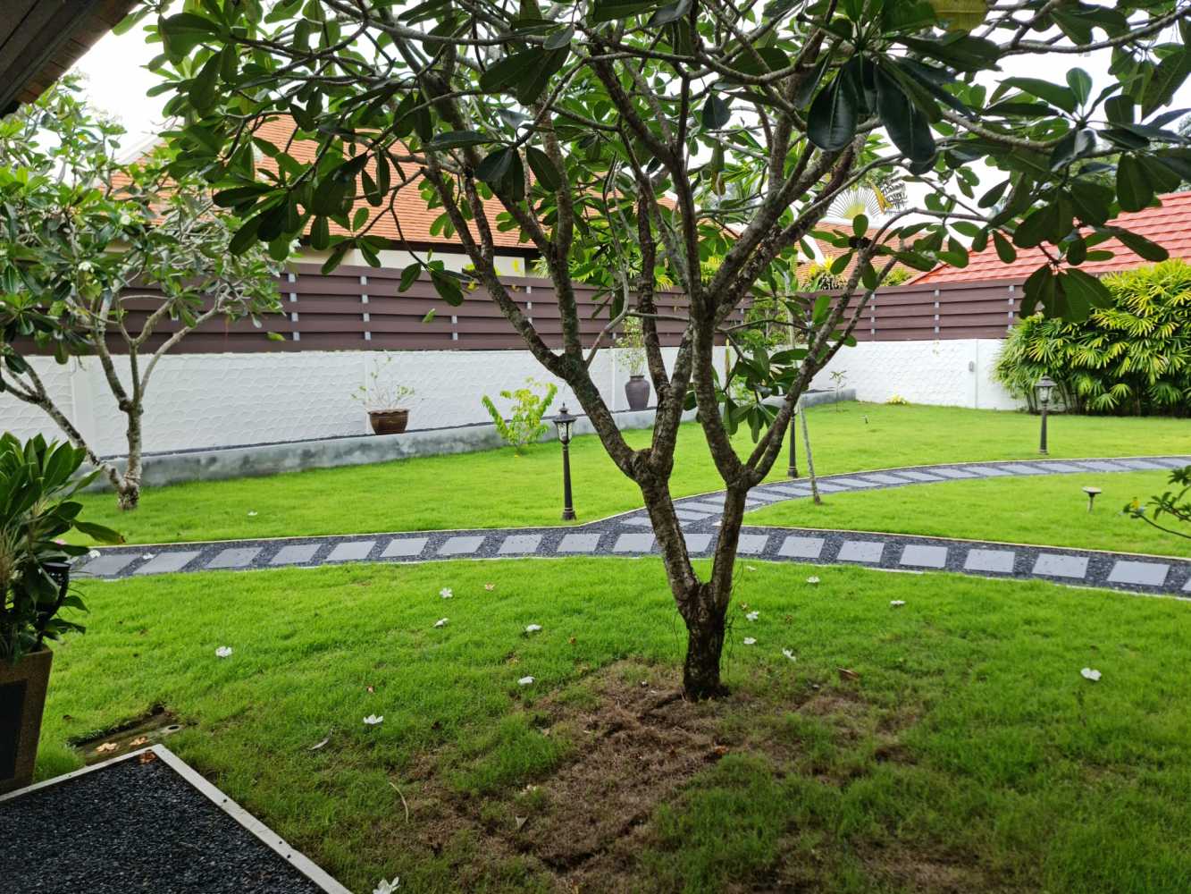 Property image - gallery 38