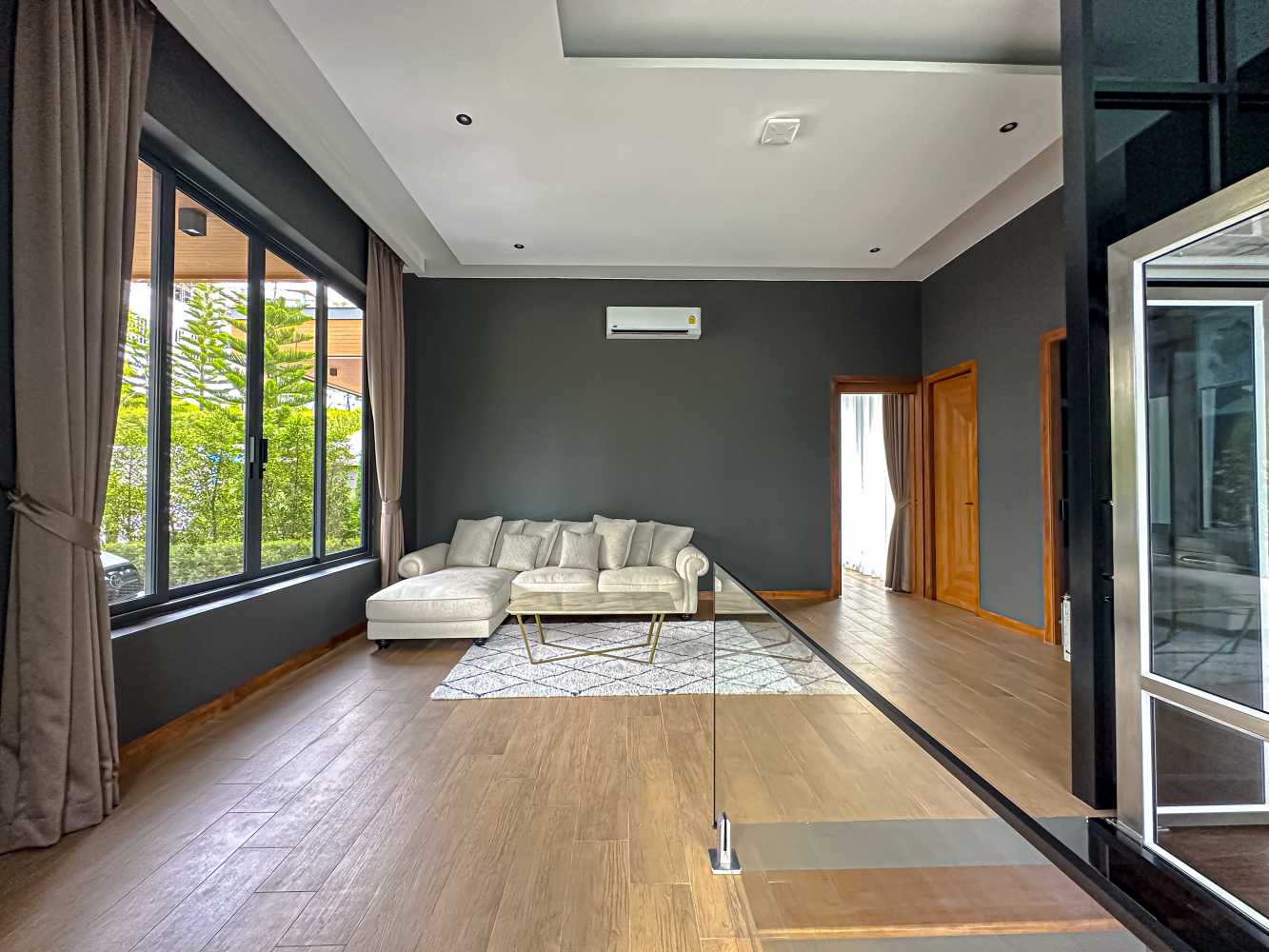 Property image - gallery 19