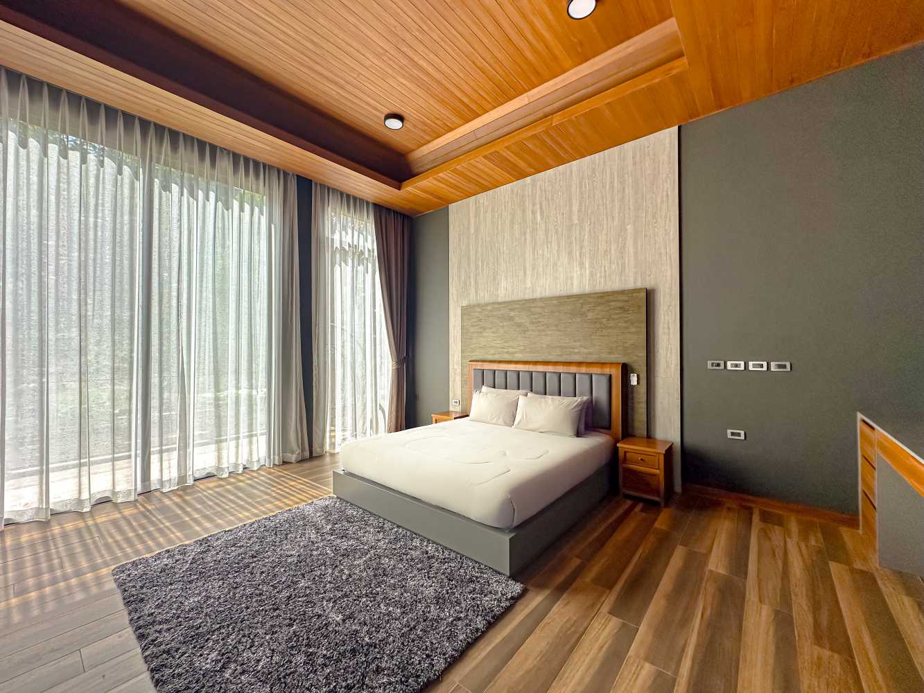 Property image - gallery 12