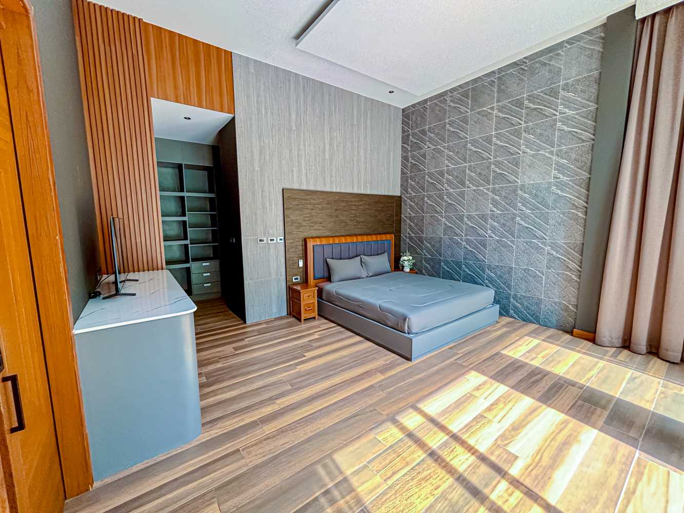 Property image - gallery 15