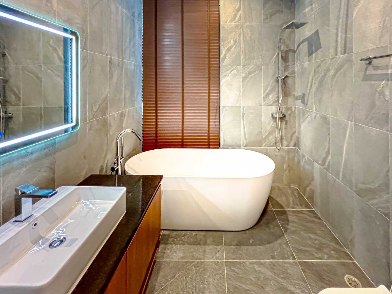 Property image - gallery 27