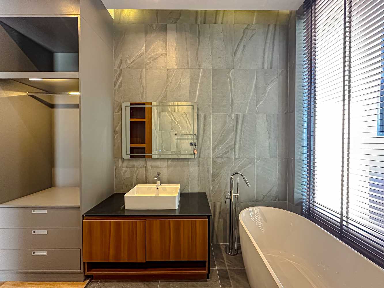 Property image - gallery 23