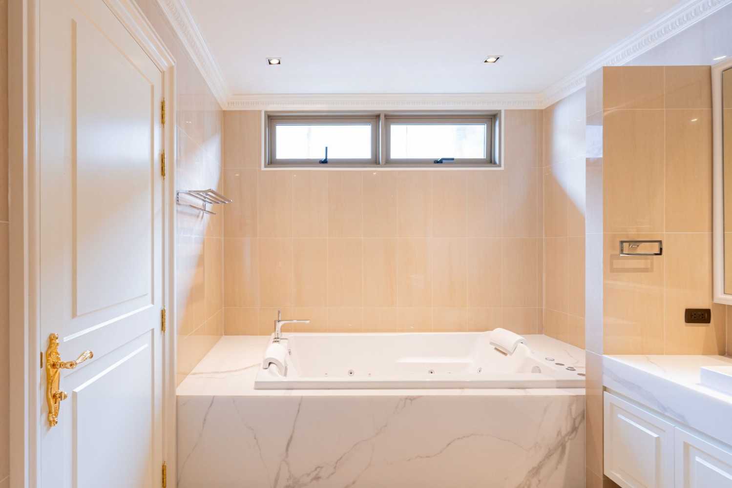 Property image - gallery 8