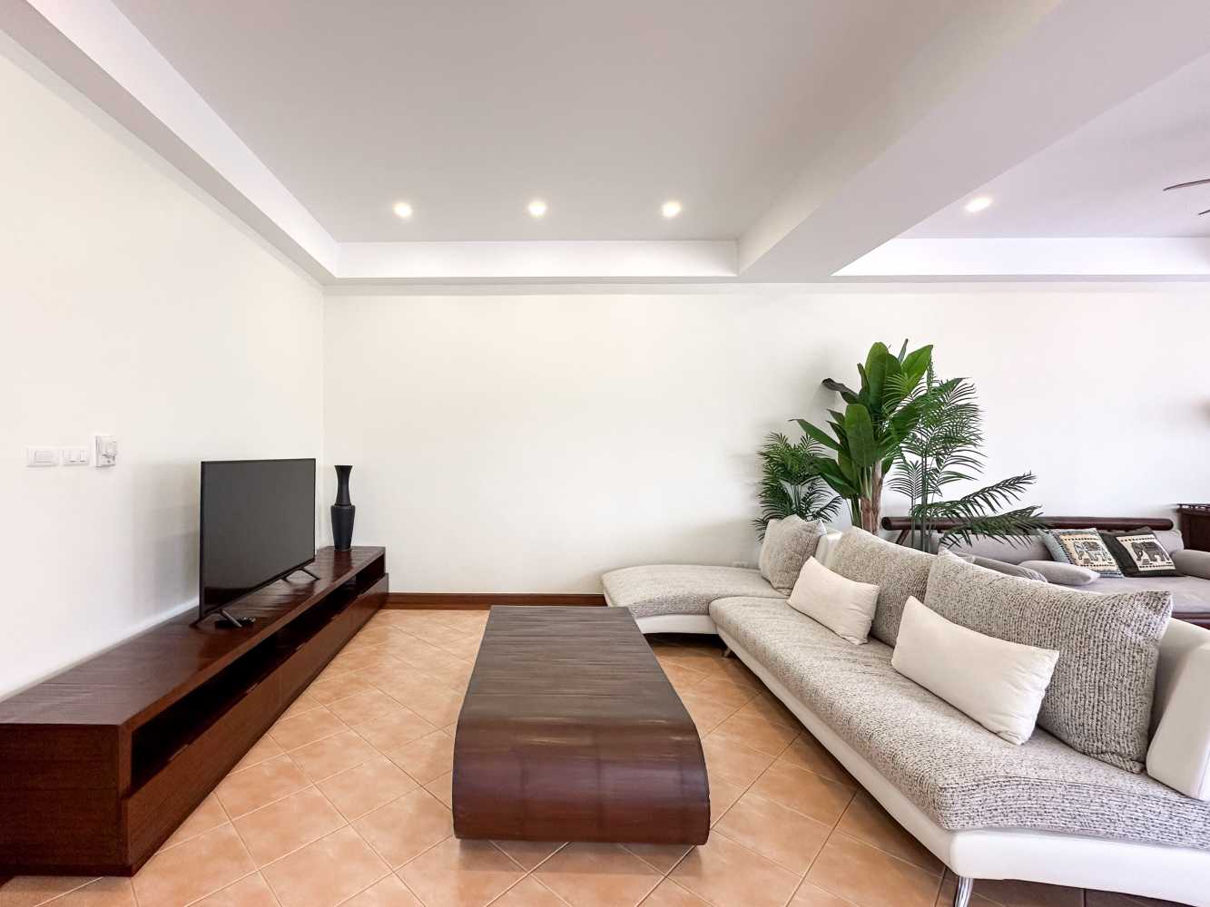 Property image - gallery 7