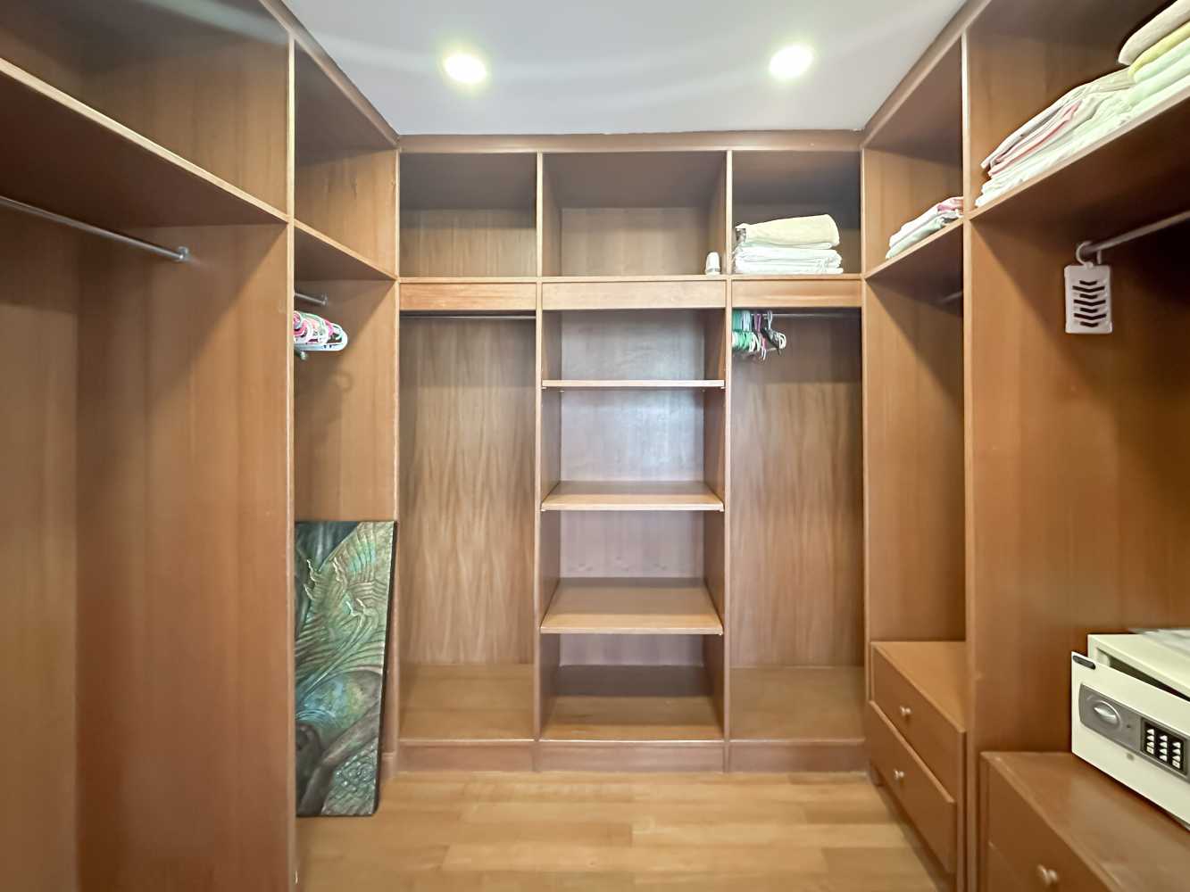 Property image - gallery 19