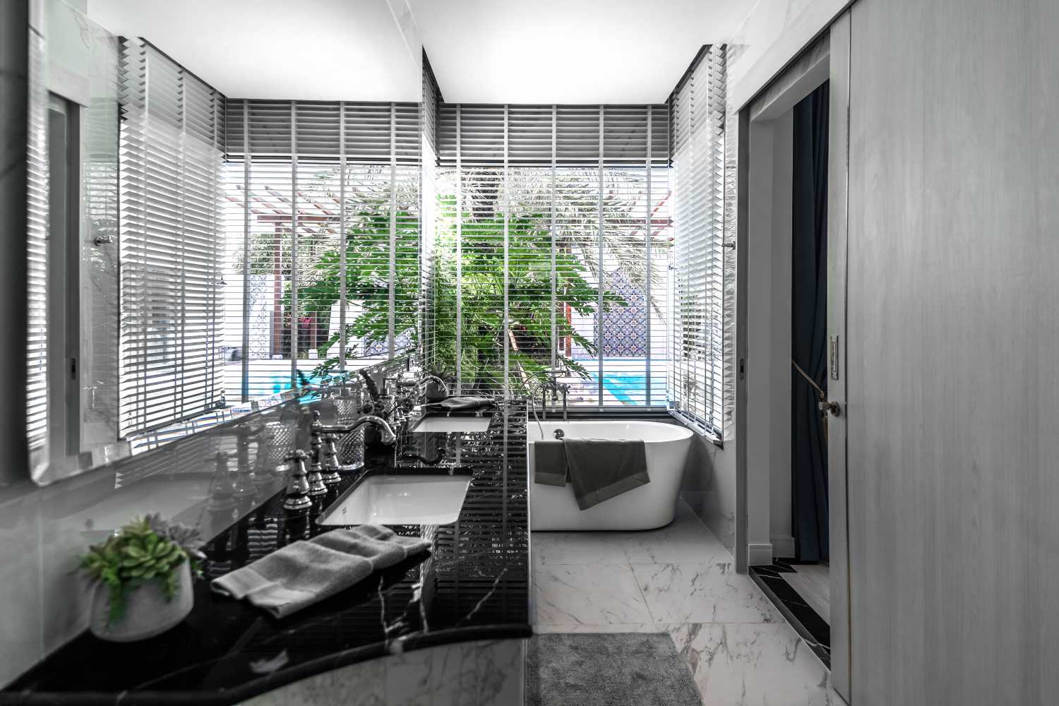 Property image - gallery 9