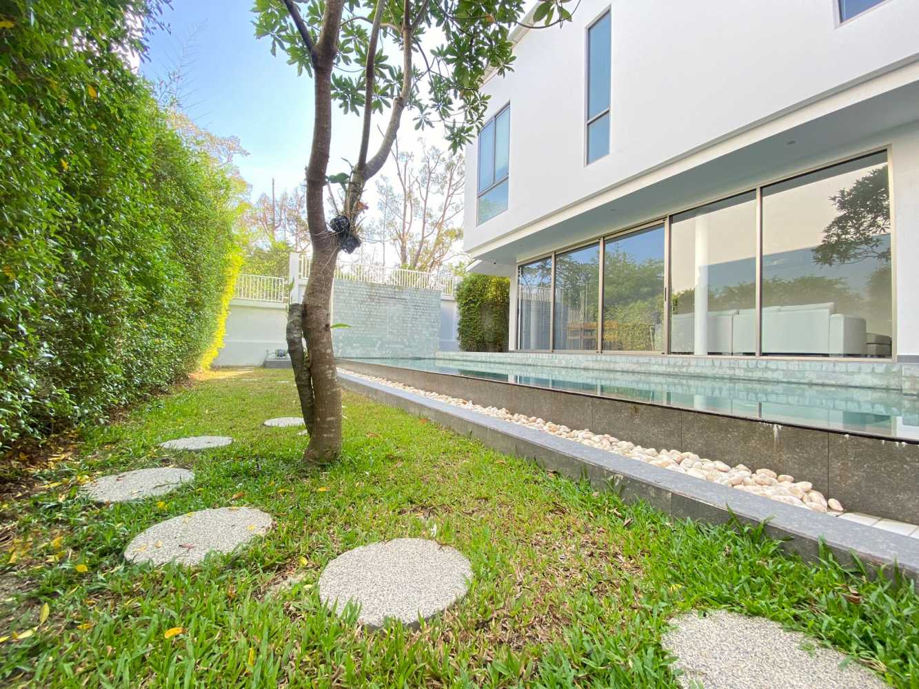 Property image - gallery 29