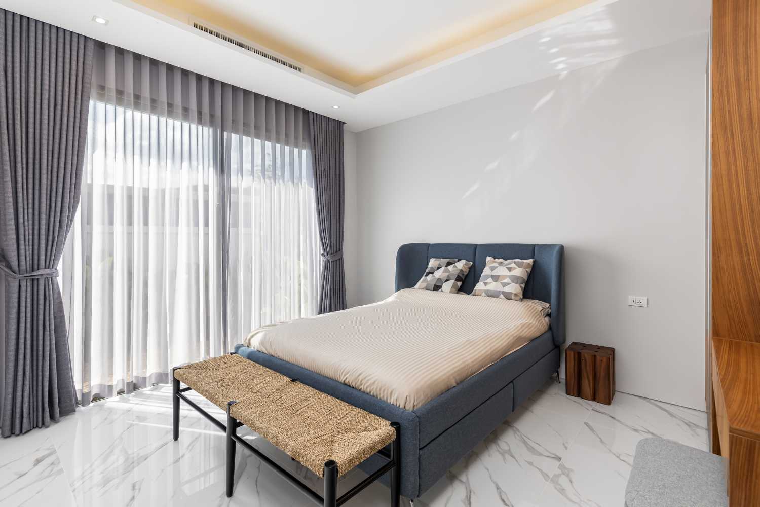 Property image - gallery 24