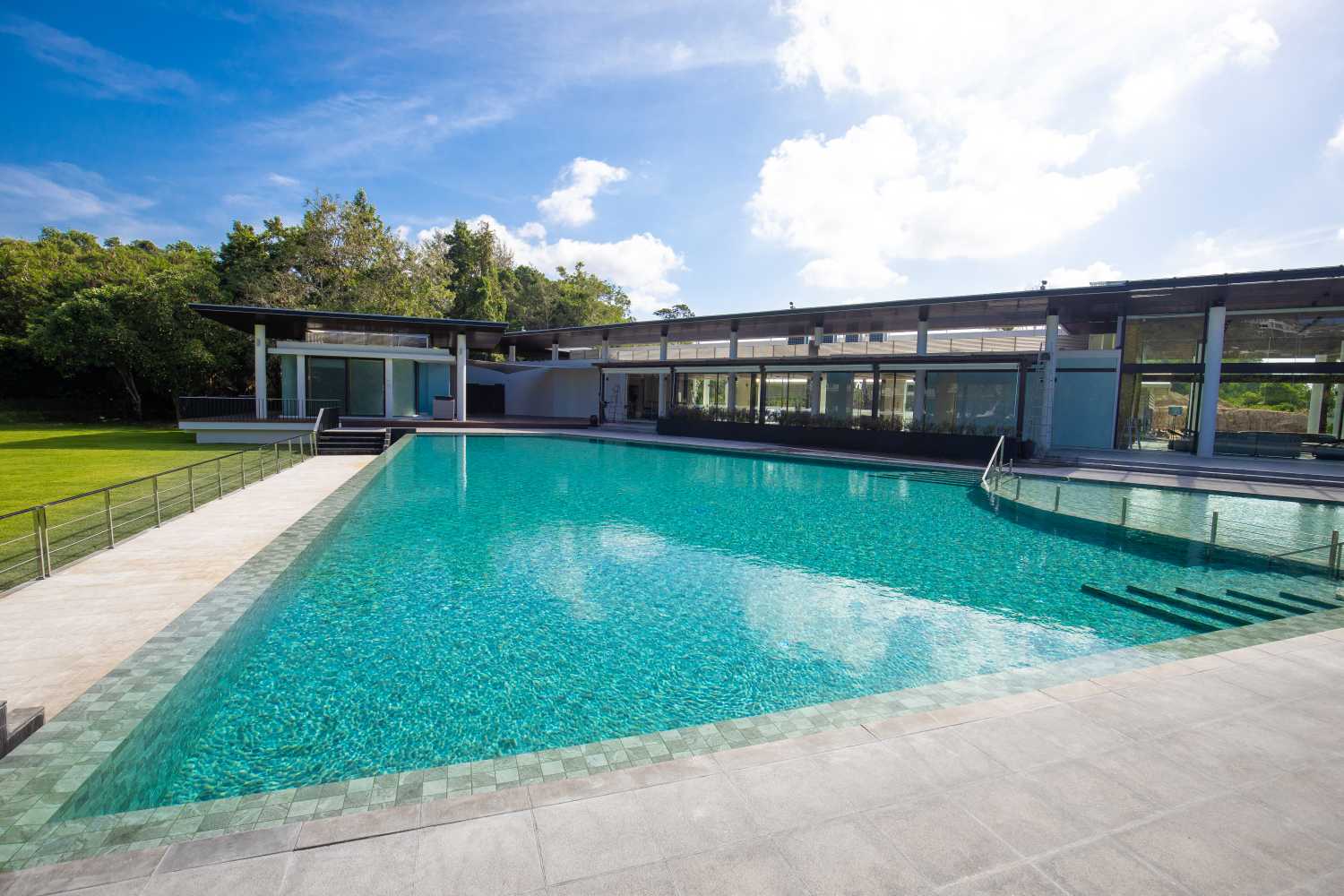 Property image - gallery 16