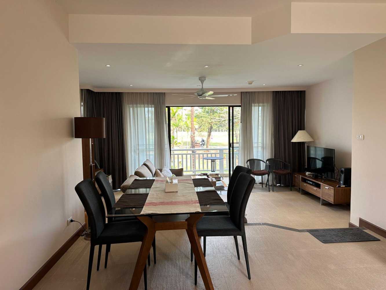 Property image - gallery 9