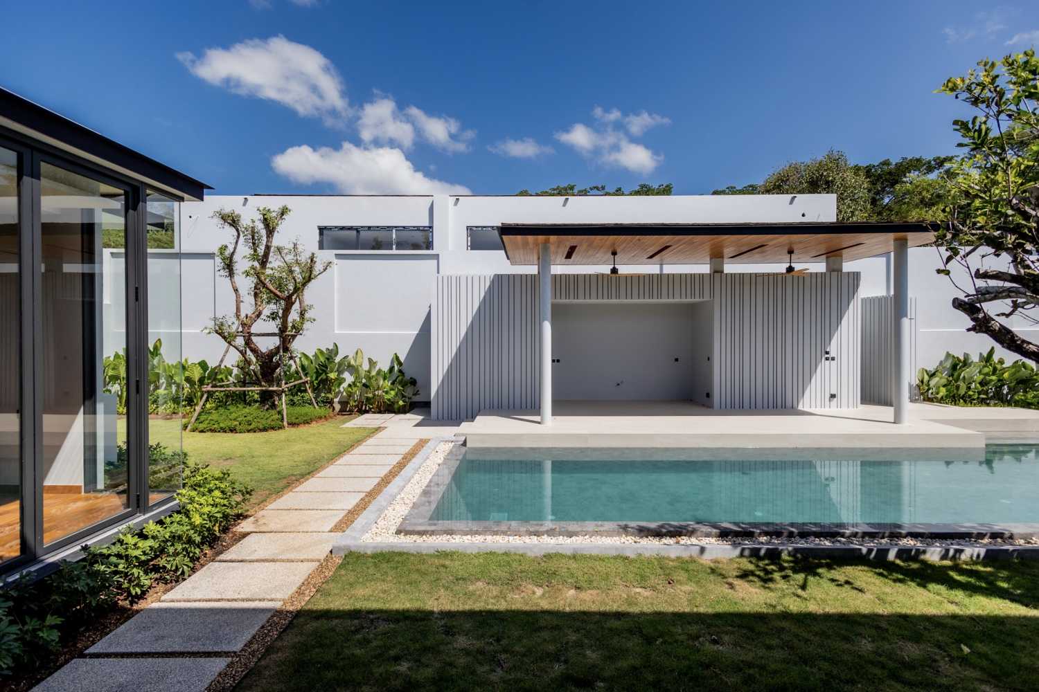 Property image - gallery 9