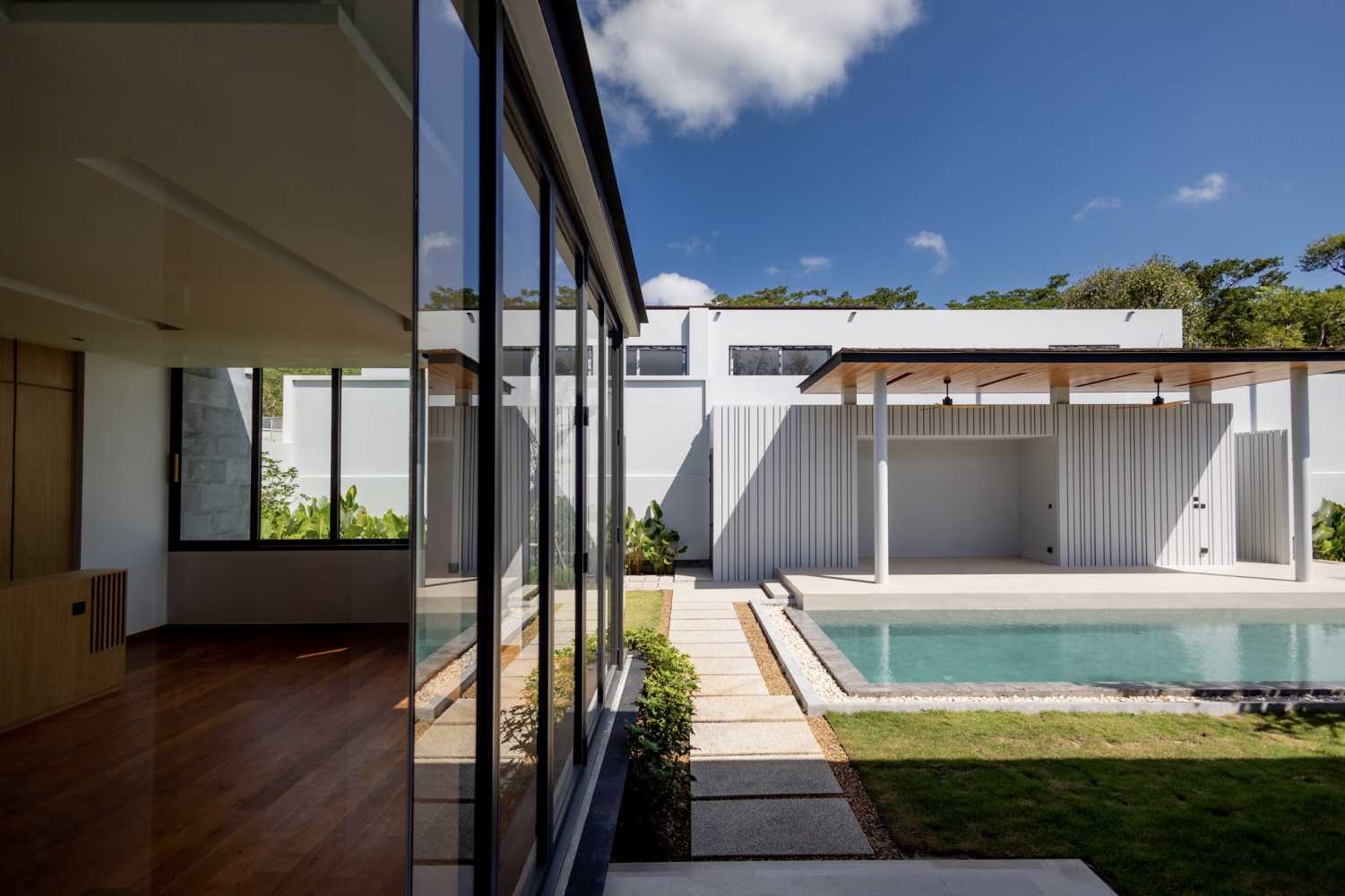 Property image - gallery 44