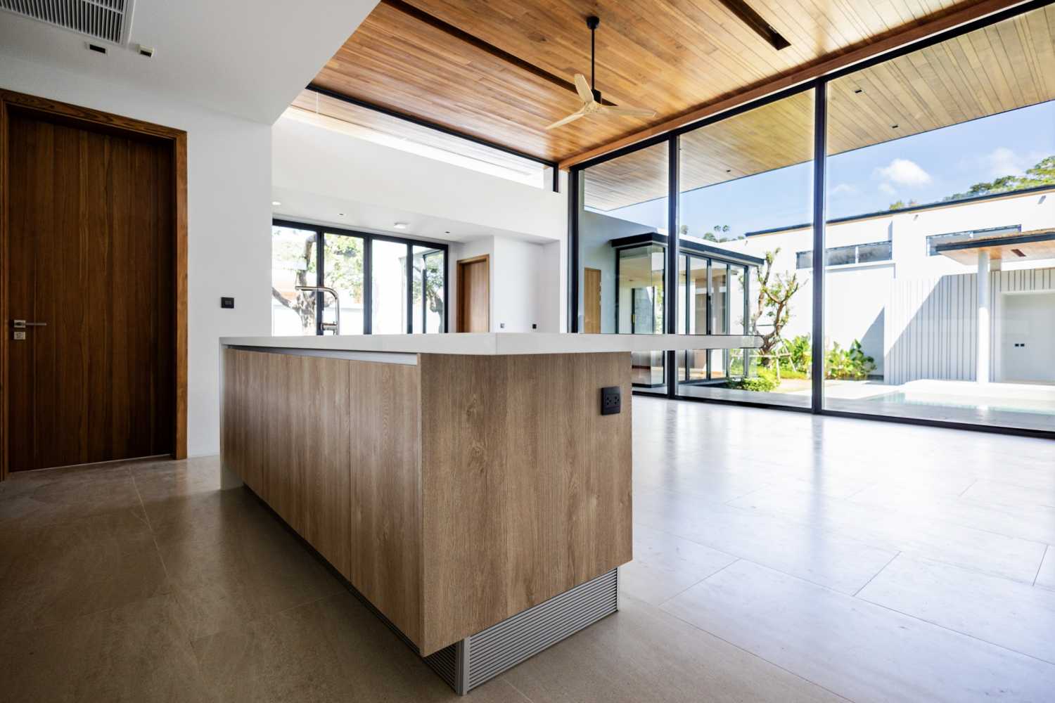 Property image - gallery 26