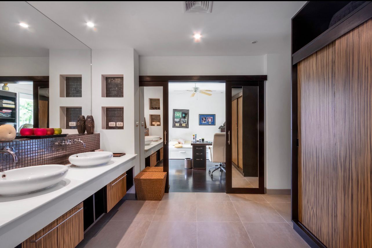 Property image - gallery 12