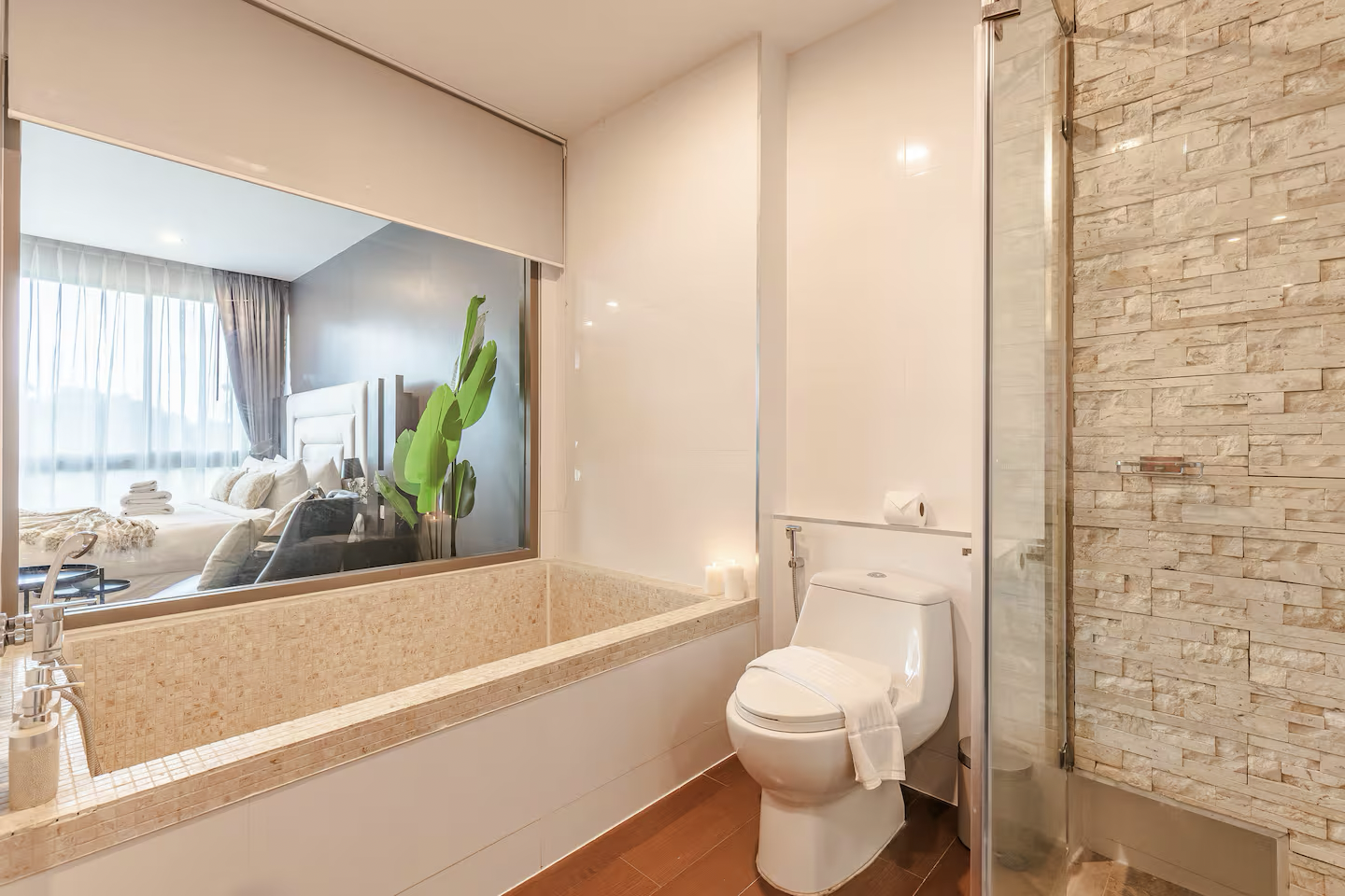 Property image - gallery 13